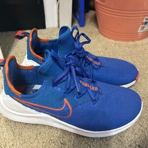 Women's Nike Blue/Orange Florida Gators Free TR 8 Shoes